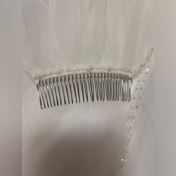 Bridal Veil - Cathedral length with beading outline - Picture 2 of 5